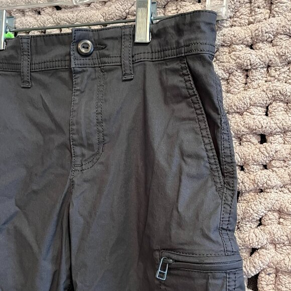 Urban Pipeline Grey Cargo Shorts Youth Size 10 NWOT - Picture 2 of 11
